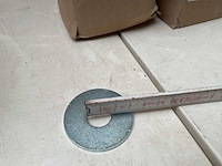 Moeren en ringen m 16 - afbeelding 4 van  5