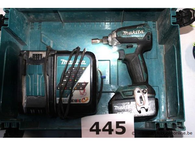 Moerenaanzetter makita vv oplader, werking niet gekend - afbeelding 1 van  2