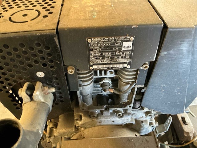 Moes 6kva stroomgenerator - afbeelding 4 van  6