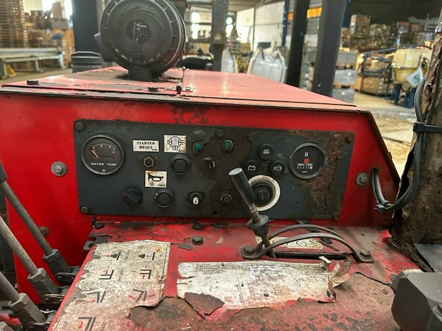 Moffett m3003 w4w kooiaap - afbeelding 8 van  12