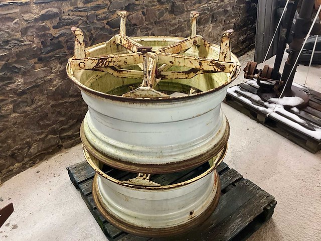 Molcon maat 34 velgen - afbeelding 1 van  6