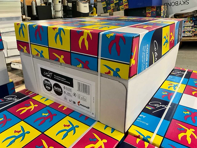 Mondi color copy sra3 300 g/m2 printpapier - afbeelding 2 van  3
