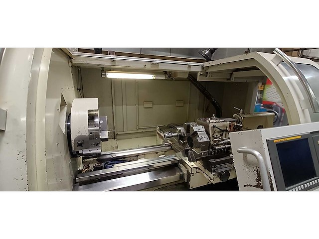 Mondiale bnc-2260xl cnc teach-in draaibank – fanuc 0i-tc – 1500 mm - afbeelding 1 van  3