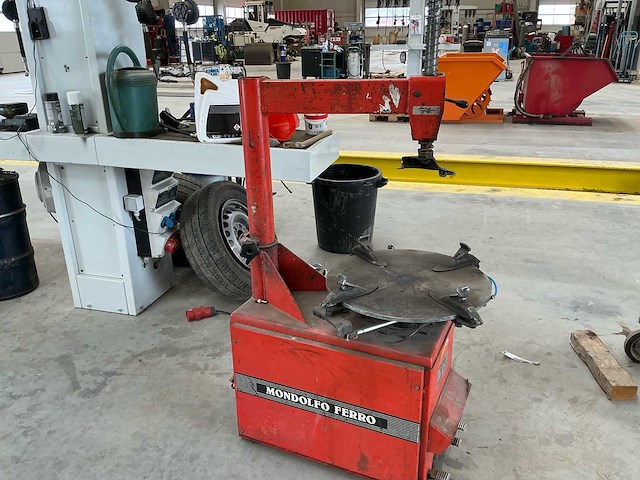 Mondolfo ferro equila p-77 banden de-en montageapparaat - afbeelding 2 van  4