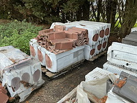 Monier grote partij diverse betonpannen - afbeelding 2 van  19