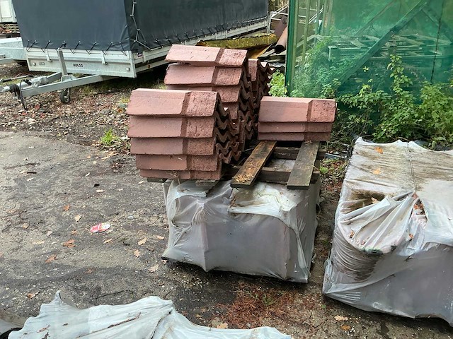 Monier grote partij diverse betonpannen - afbeelding 4 van  19