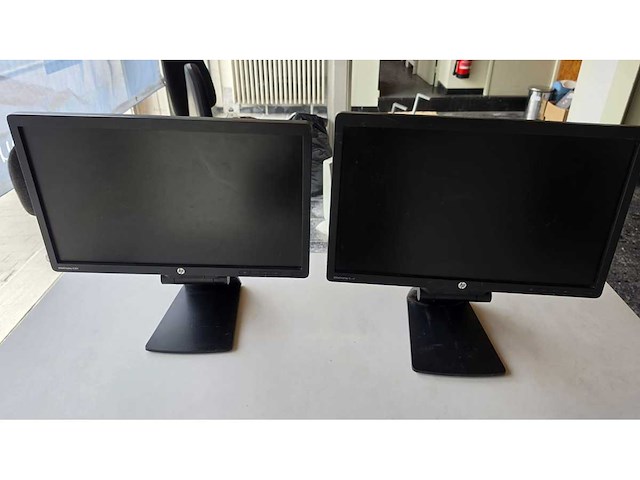 Moniteur hp (2x) - afbeelding 1 van  13