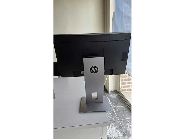 Moniteurs hp et lg (3x) - afbeelding 8 van  17