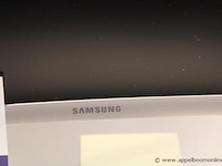 Monitor - samsung toetsenbord - logi muis - logi - afbeelding 2 van  2