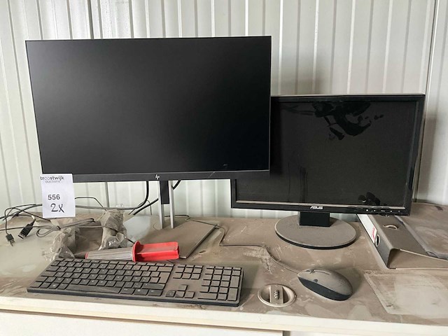 Monitor (2x) - afbeelding 1 van  5