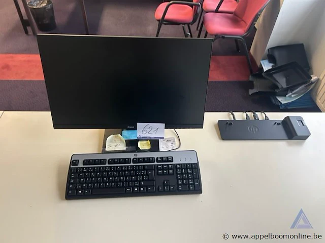 Monitor iiyama, toetsenbord hp, docking station hp. werking niet gekend. - afbeelding 1 van  2