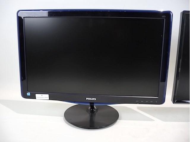 Monitor philips & samsung (x3) - afbeelding 3 van  8