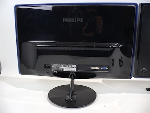 Monitor philips & samsung (x3) - afbeelding 5 van  8