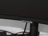 Monitor samsung- curved toetsenbord - logitech muis - logitech - afbeelding 2 van  2