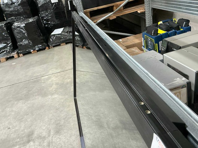 Monitor - afbeelding 5 van  10