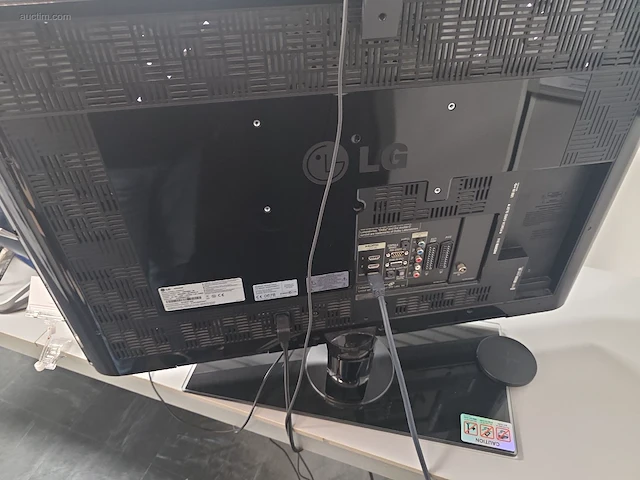 Monitor/tv-scherm lg 32sl8000 - afbeelding 4 van  6