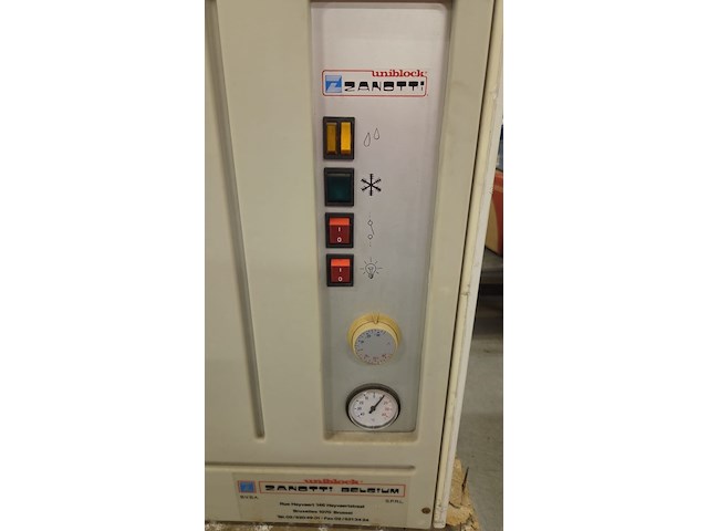 Monoblok - afbeelding 1 van  5