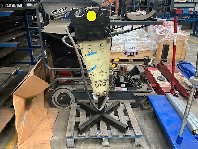 Montabert brh40 hydraulische cw05 breekhamer - afbeelding 1 van  7