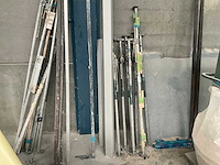 Montagehulp en grote f klemmen (23x) - afbeelding 1 van  5