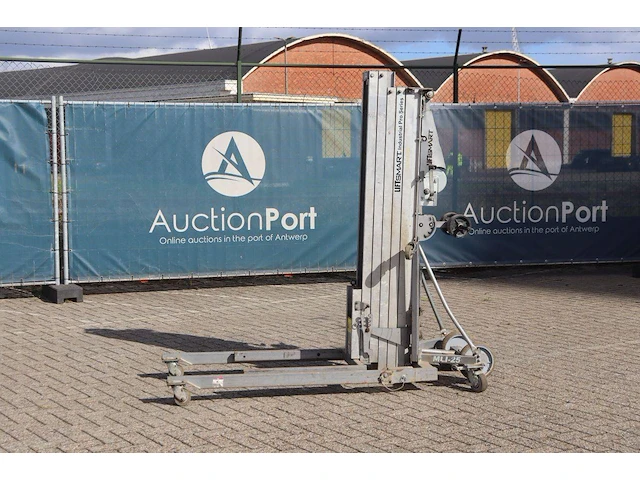 Montagelift liftsmart mli25 manueel 272kg 2017 - afbeelding 1 van  1