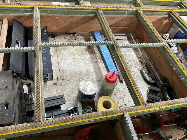 Montagetafel (3x) - afbeelding 15 van  15