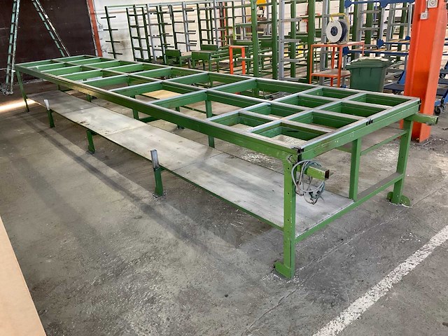 Montagetafel - afbeelding 2 van  3