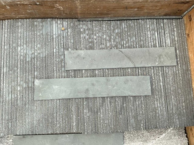 Montauk natuursteen plinten 60 lm - afbeelding 4 van  6