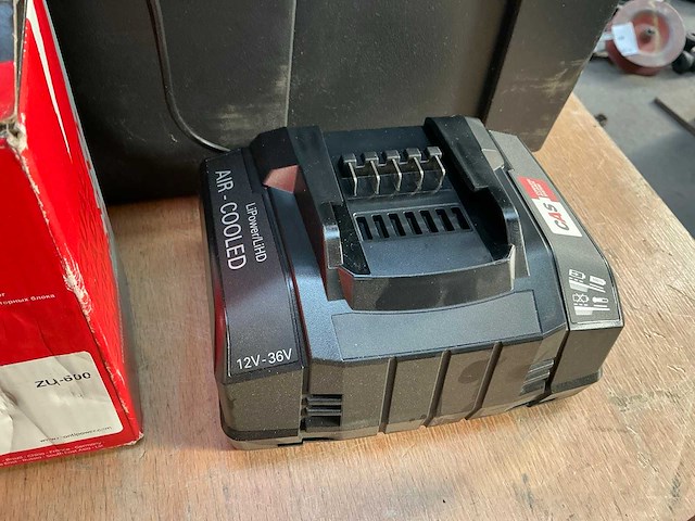 Montipower bristel blaster cordless accugestuurde oppervlaktebehandelingsmachine - afbeelding 2 van  7