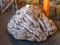 Monumentaal stuk afrikaans wortelhout 2000kg - afbeelding 2 van  7