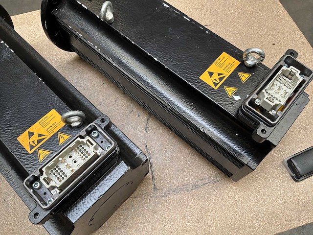 Moog flp33l-0760-20-s2 servomotor (2x) - afbeelding 1 van  1