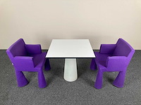 Moooi - designset tafel + 2 stoelen - vergaderset - afbeelding 1 van  12