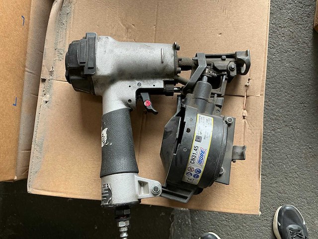 More cn31.45 pneumatische rolspijkermachine - afbeelding 2 van  6