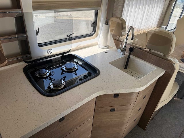 Morelo palace 88 lb camper - afbeelding 32 van  36