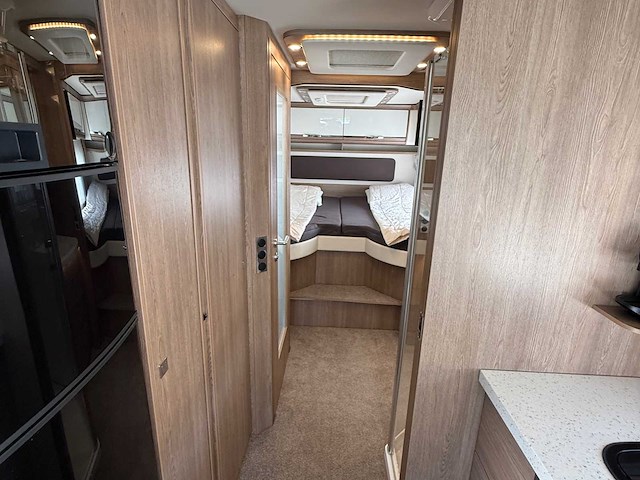 Morelo palace 88 lb camper - afbeelding 33 van  36