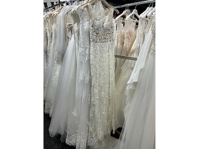 Morilee bruidsjurken (41x) - afbeelding 9 van  89