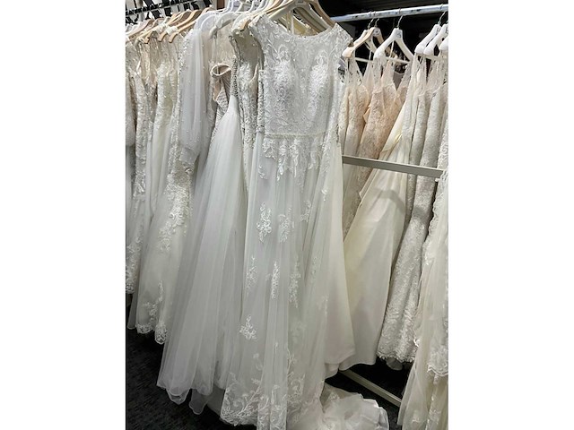 Morilee bruidsjurken (41x) - afbeelding 10 van  89