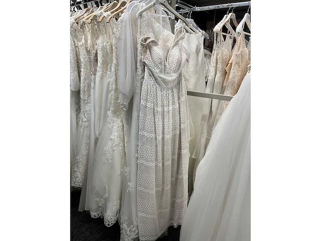 Morilee bruidsjurken (41x) - afbeelding 19 van  89