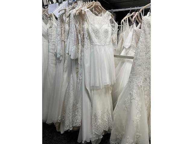 Morilee bruidsjurken (41x) - afbeelding 25 van  89