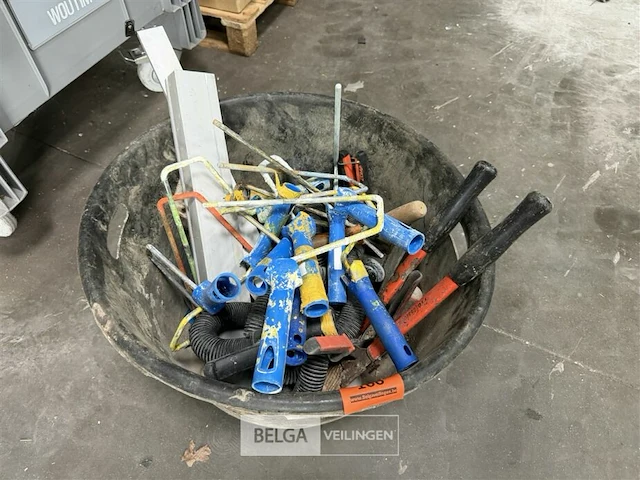 Mortelbak + gereedschap - afbeelding 1 van  8