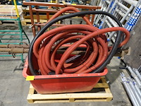 Mortelbak + inhoud divers werkmateriaal - afbeelding 1 van  1