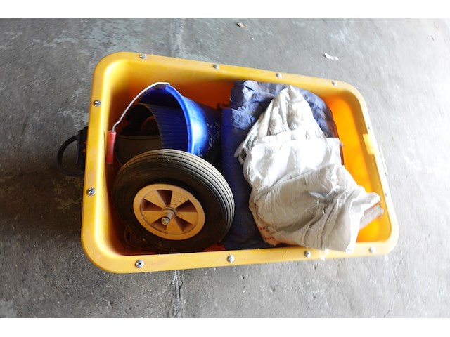 Mortelkuip met inhoud - afbeelding 3 van  3