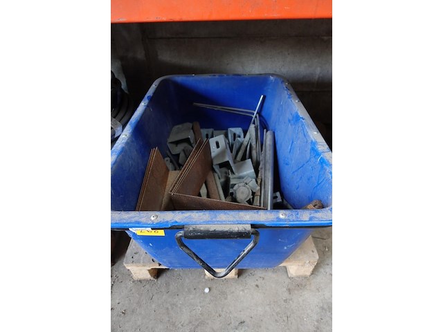 Mortelkuip met inhoud - afbeelding 1 van  2