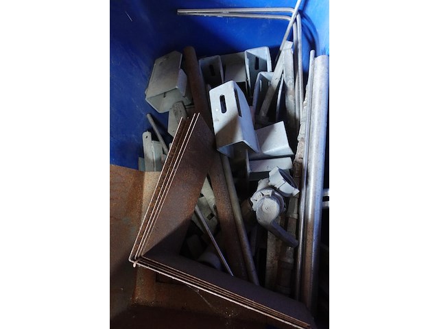 Mortelkuip met inhoud - afbeelding 2 van  2