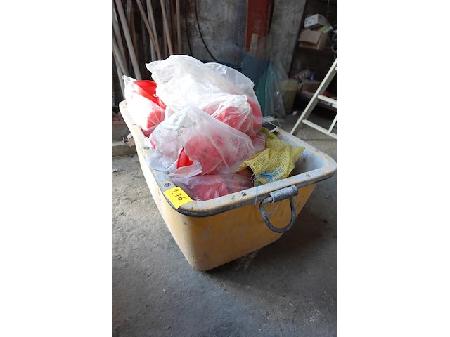 Mortelkuip met inhoud - afbeelding 1 van  2