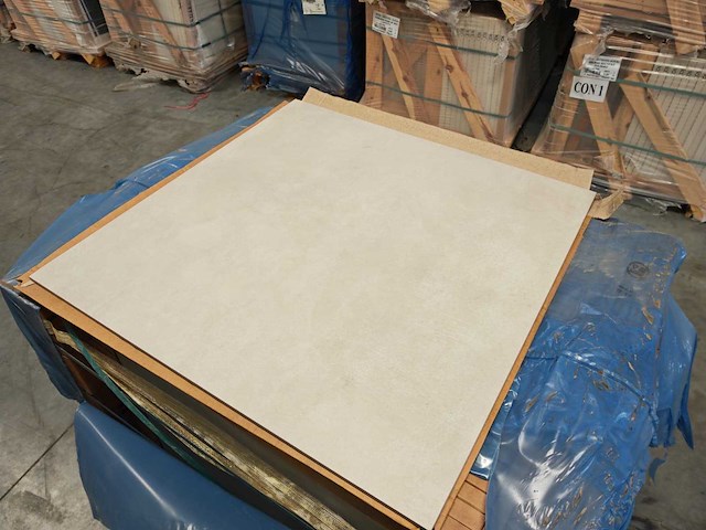 Mosa form beige mat 80x80 cm tegel 51,2 m² - afbeelding 3 van  4