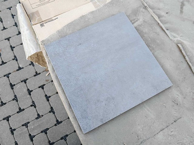 Mosa form brown grey mat tegel 30x30 cm 21,6 m² - afbeelding 2 van  3
