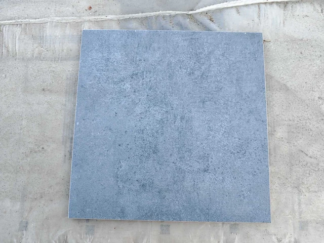 Mosa form dark grey mat 30x30 cm tegel 21,6 m² - afbeelding 1 van  7