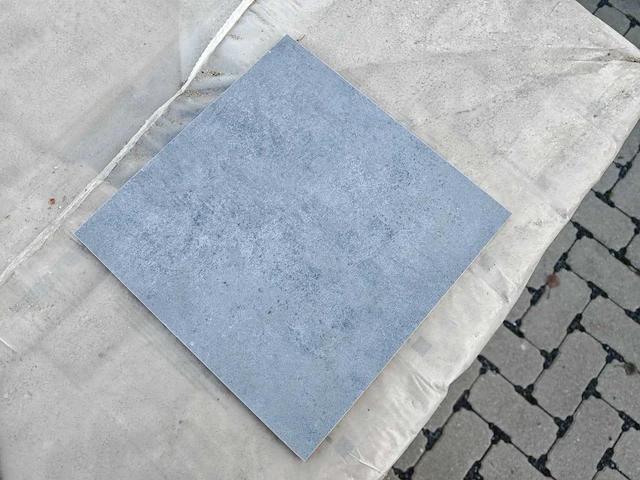 Mosa form dark grey mat 30x30 cm tegel 21,6 m² - afbeelding 4 van  7
