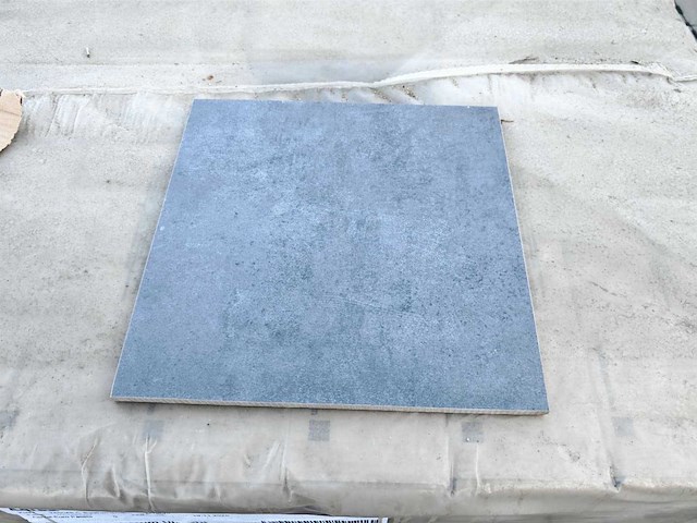 Mosa form dark grey mat 30x30 cm tegel 21,6 m² - afbeelding 2 van  7