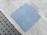 Mosa form dark grey mat 30x30 cm tegel 21,6 m² - afbeelding 1 van  4